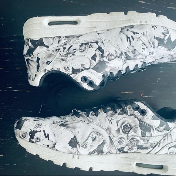 Women’s Air Max 1 Ultra LOTC QS - Picture 2 of 9